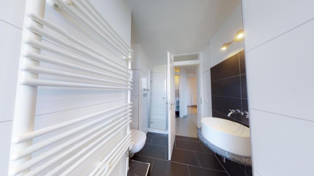 Spacious 4 Bedroom Apartment Near City Center München Exterior foto